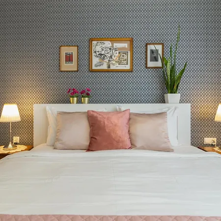 Smile Center Old Town アパート